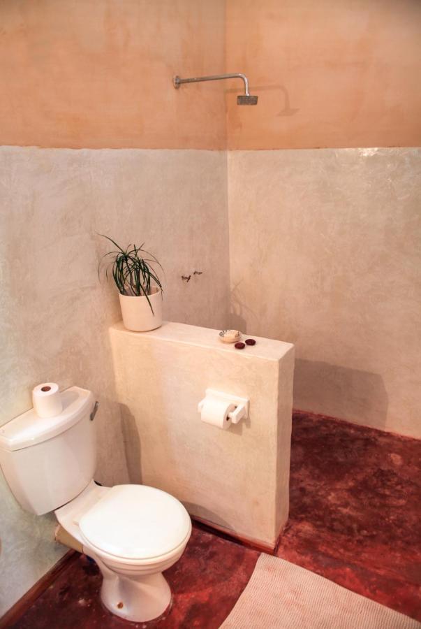 Tofinho Beach House Apartments إنهامبان المظهر الخارجي الصورة
