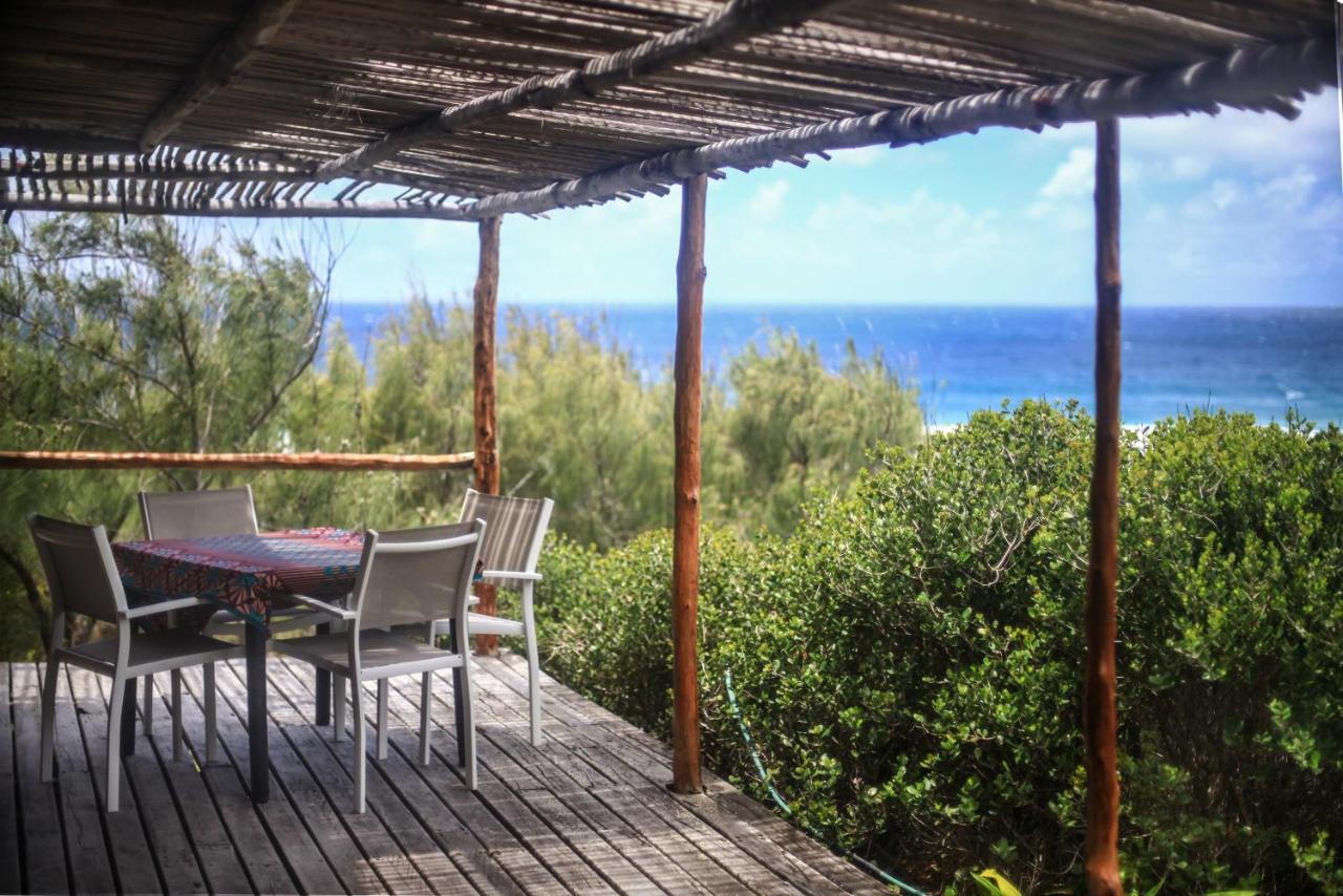 Tofinho Beach House Apartments إنهامبان المظهر الخارجي الصورة